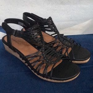 Baretraps sandals